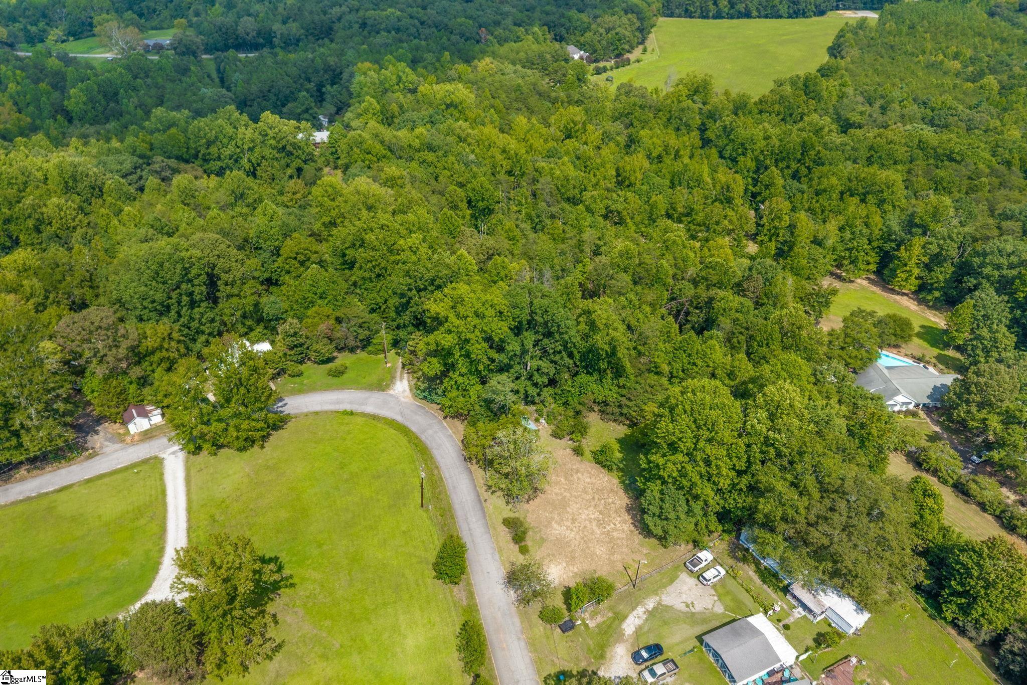 main property photo 8
