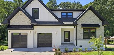 image of property with 4 Bed | 6 Bath | 3,031 Sqft