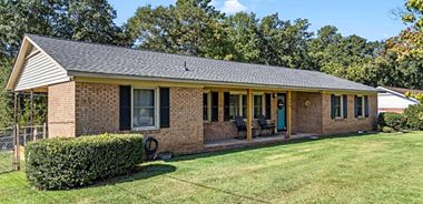 image of property with 3 Bed | 2 Bath | 1,581 Sqft