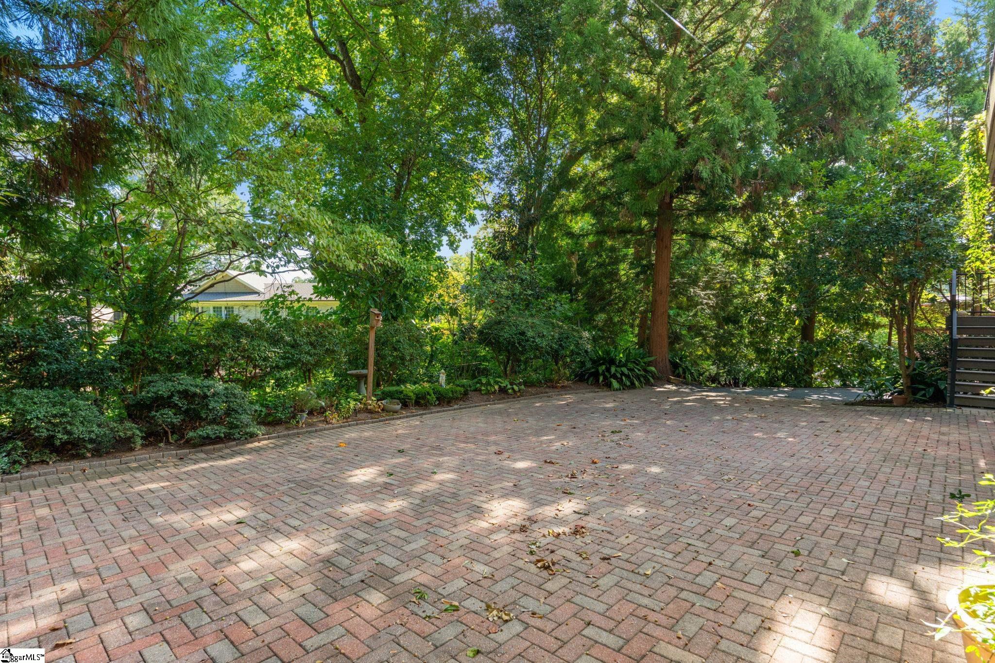 main property photo 48