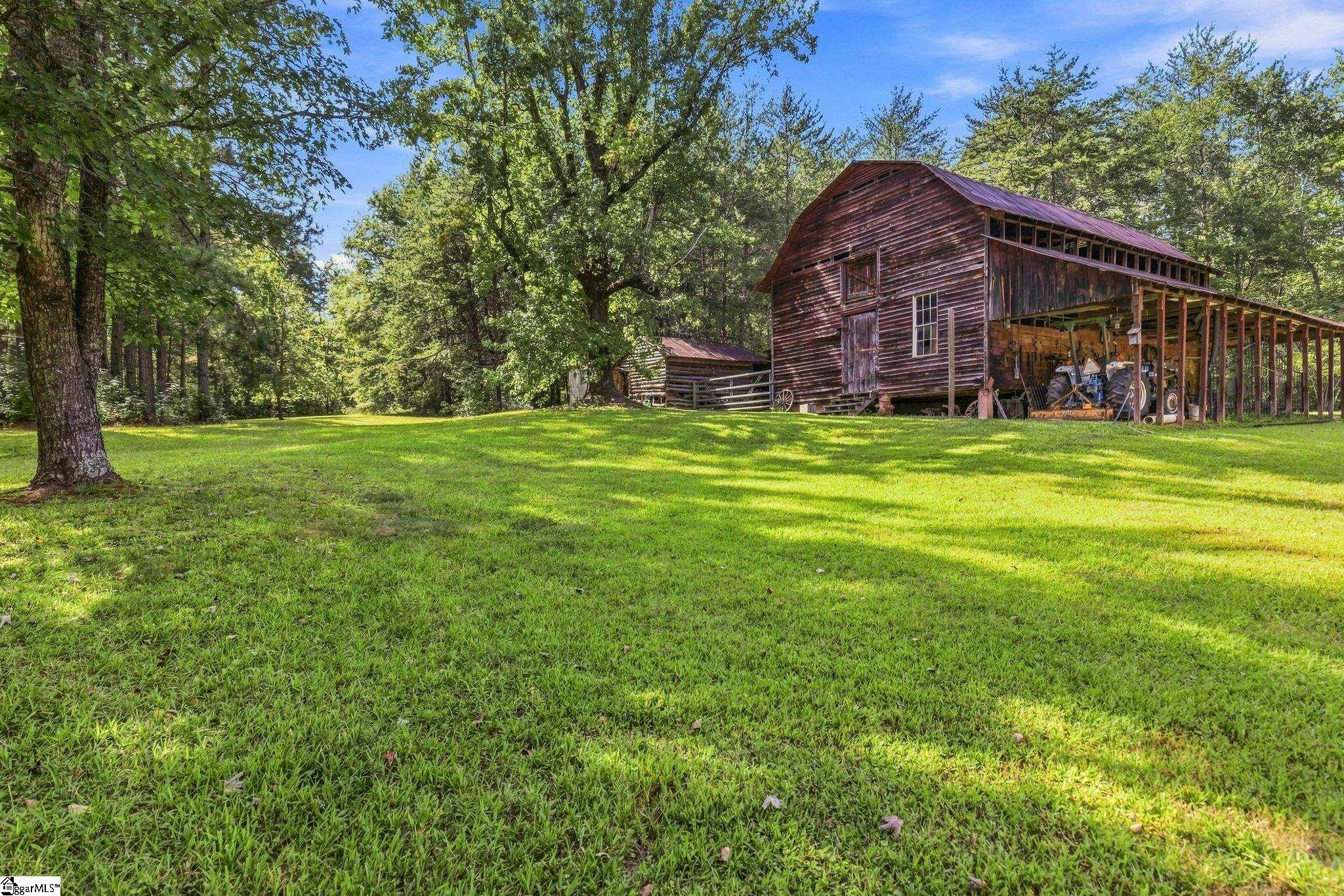 main property photo 9