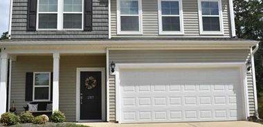 image of property with 4 Bed | 3 Bath | 2,405 Sqft