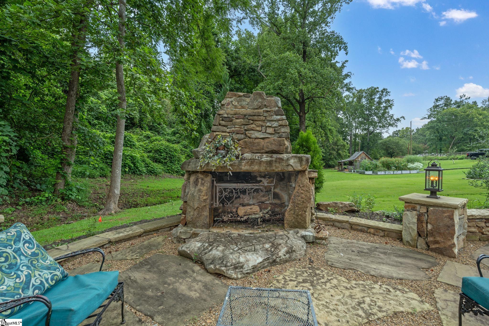 main property photo 36