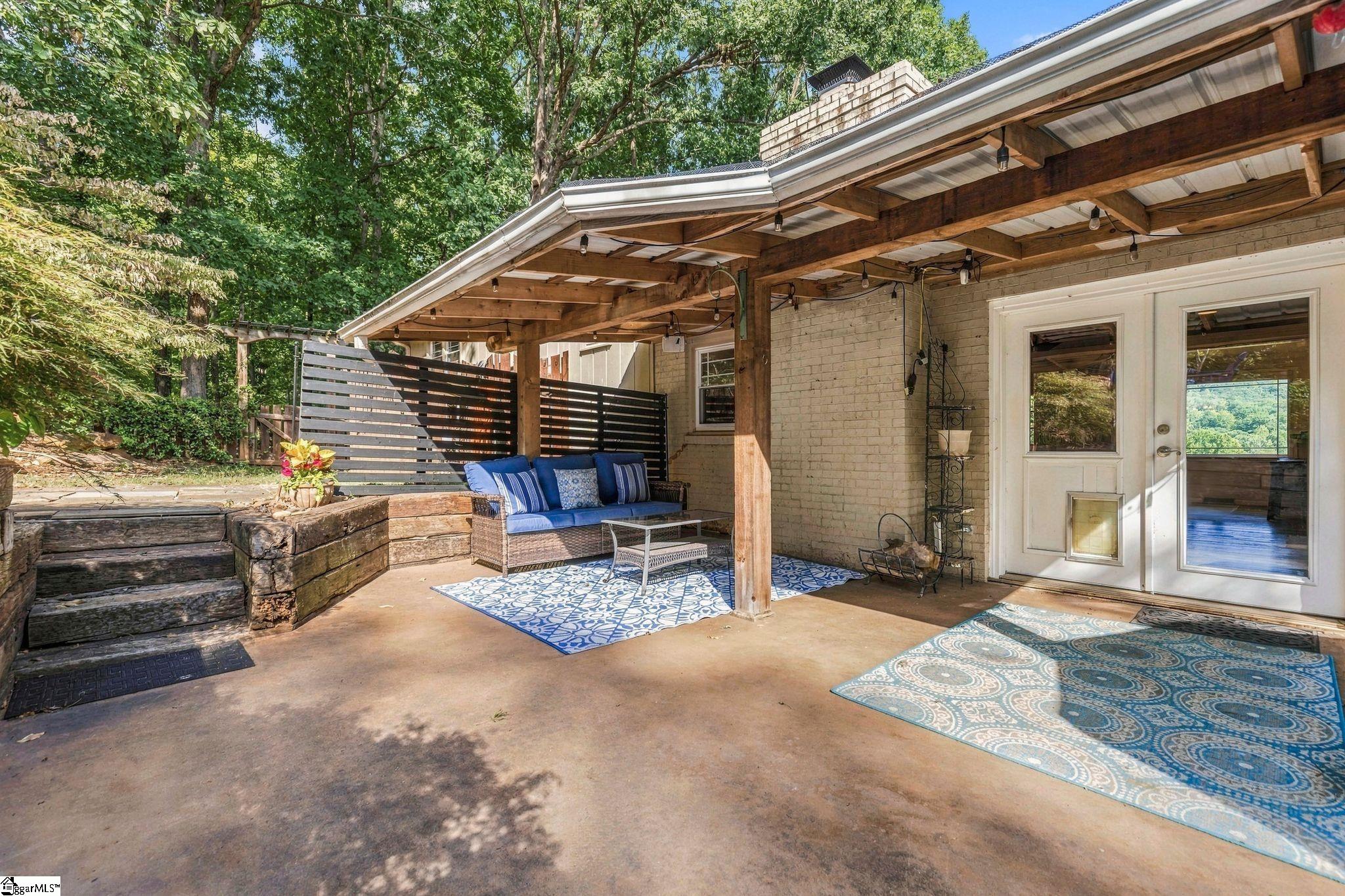 main property photo 44