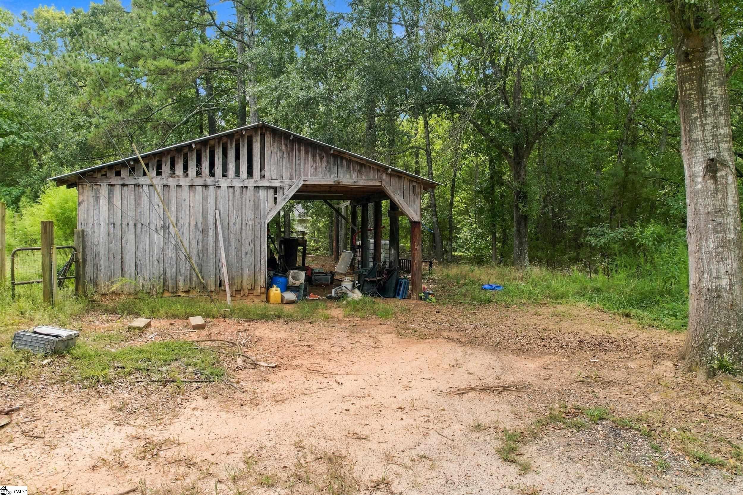 main property photo 13
