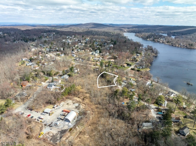 main property photo 14