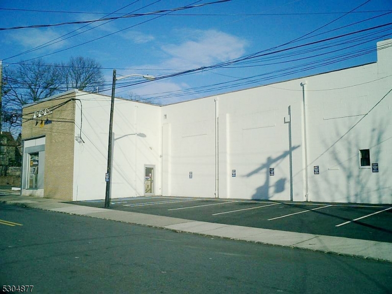 main property photo 5
