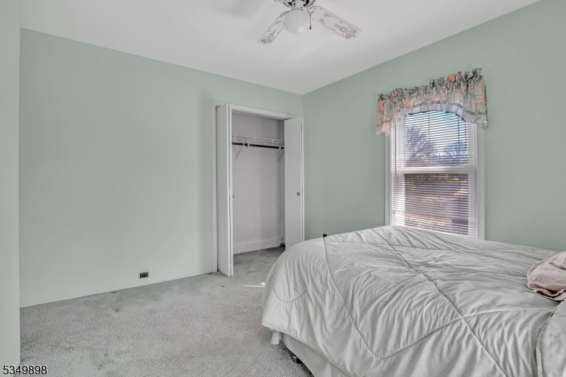 property viewer photo 13