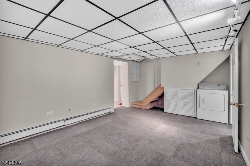 property viewer photo 16
