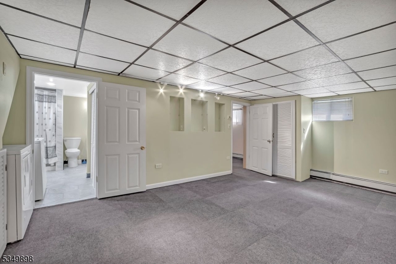 property viewer photo 17