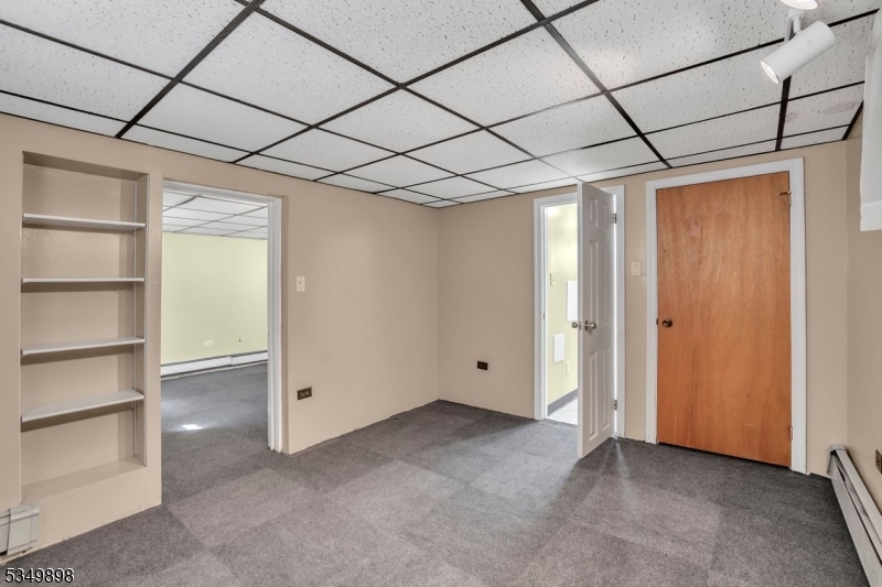 property viewer photo 18