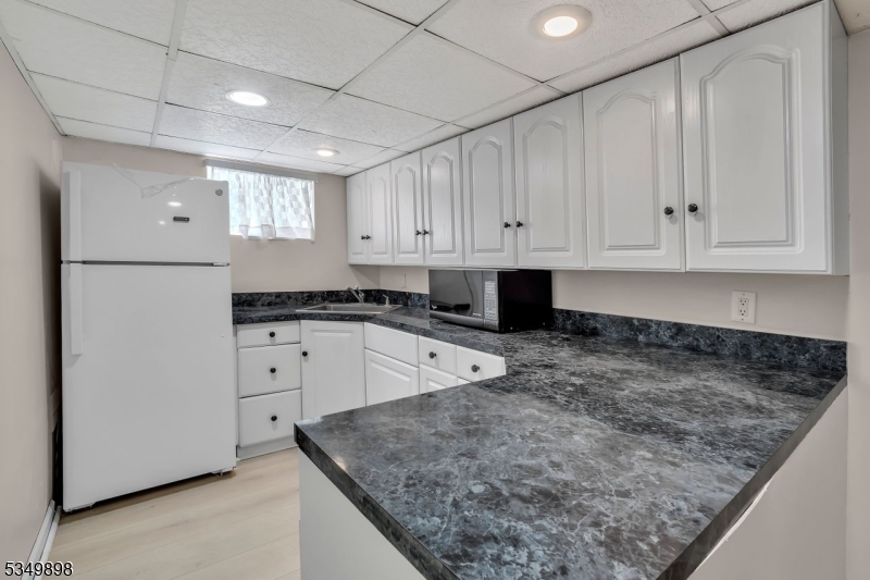 property viewer photo 21