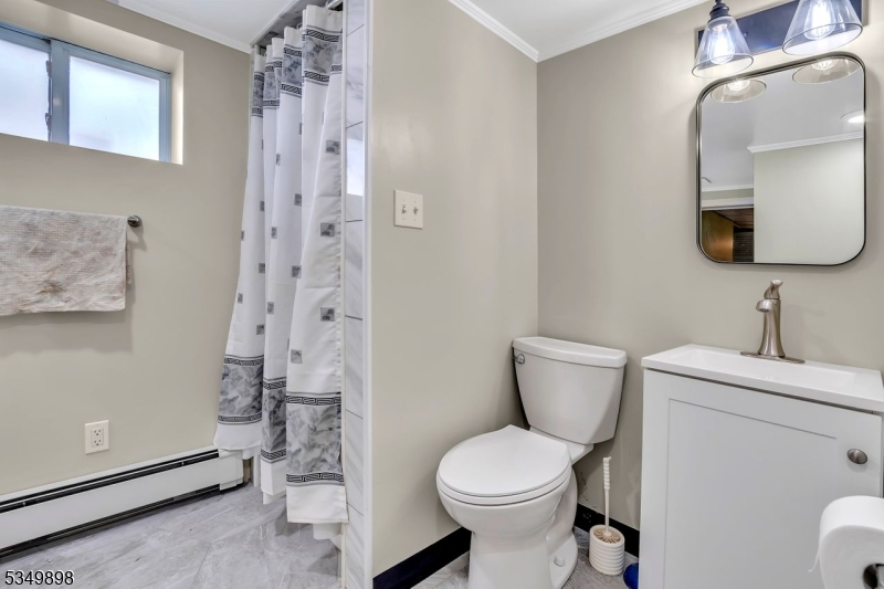 property viewer photo 25