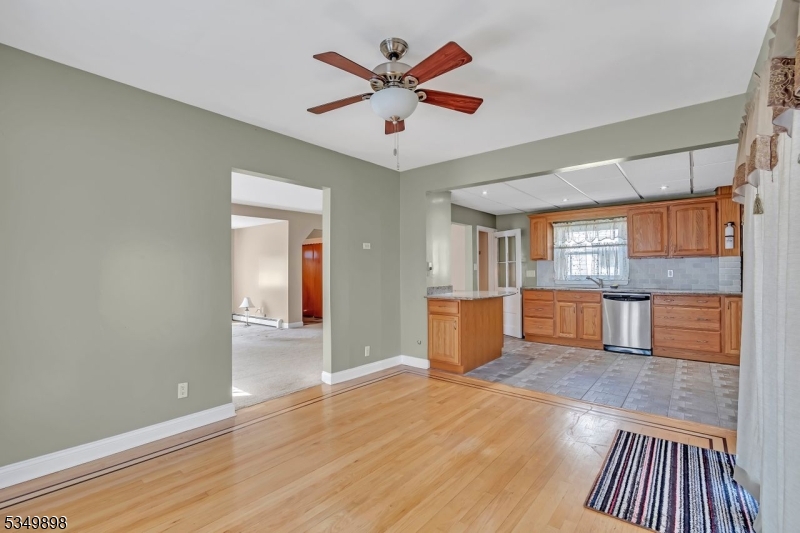 property viewer photo 9