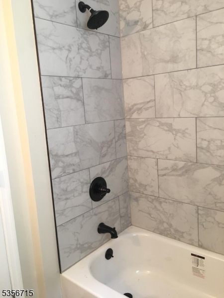 property viewer photo 14