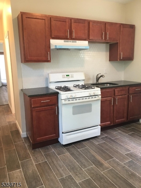 property viewer photo 15