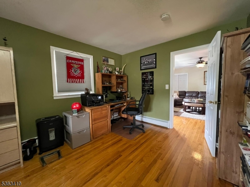 property viewer photo 13