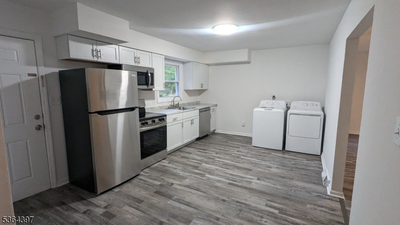 property viewer photo 10