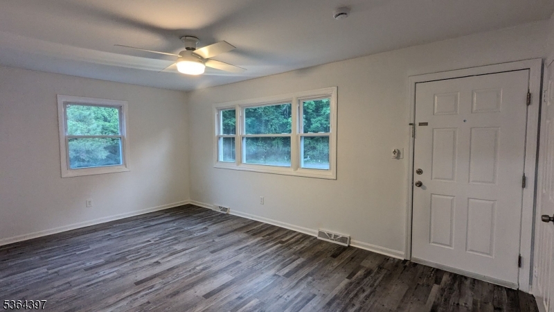 property viewer photo 12