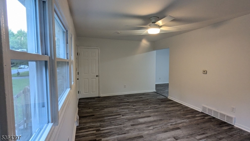 property viewer photo 13