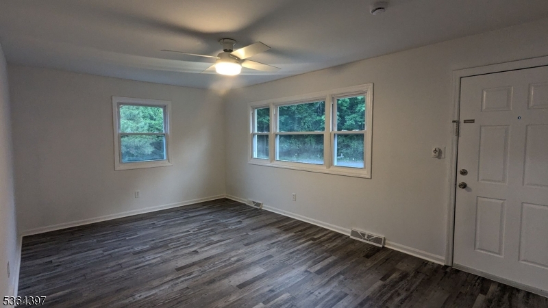 property viewer photo 14