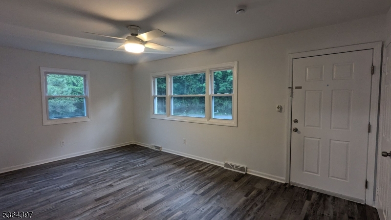 property viewer photo 15