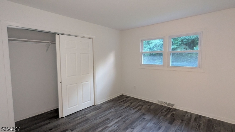 property viewer photo 20