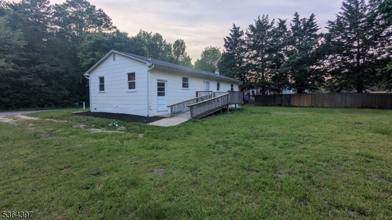 property viewer photo 37