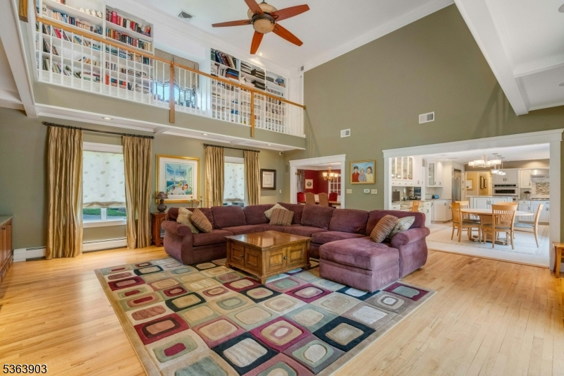 property viewer photo 10