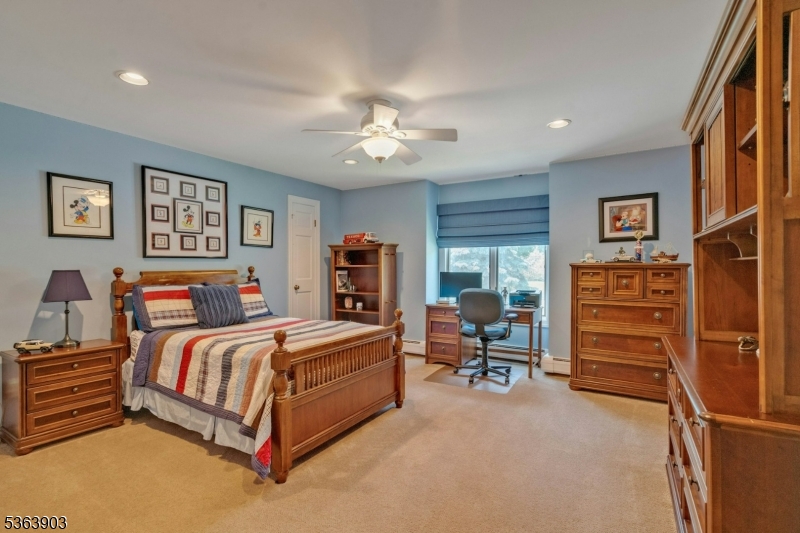 property viewer photo 17
