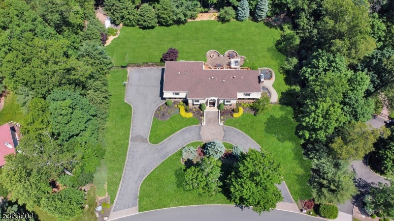 property viewer photo 35