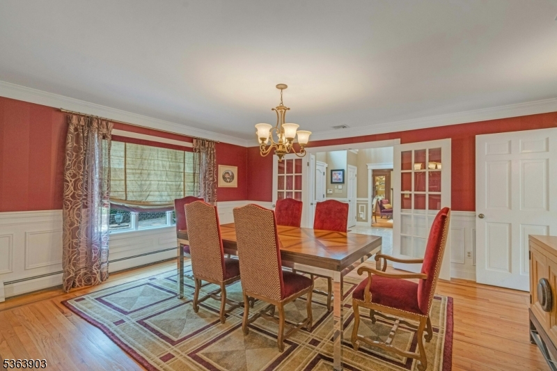 property viewer photo 4