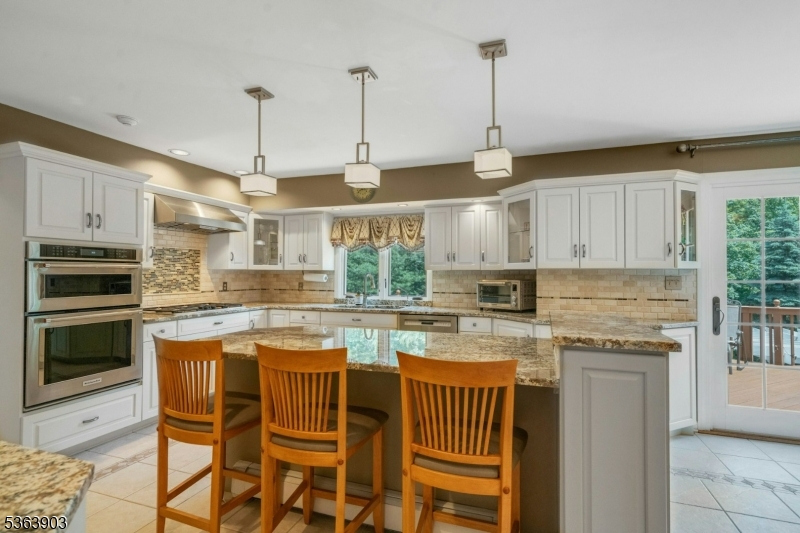 property viewer photo 5