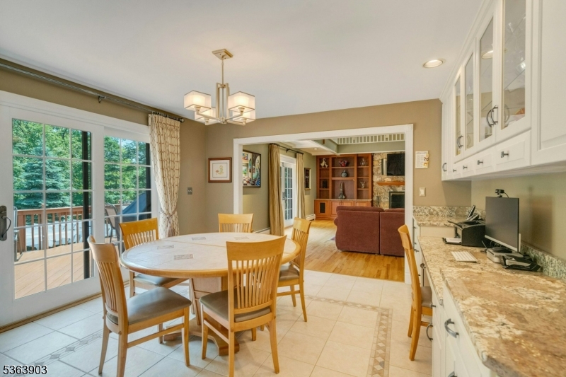 property viewer photo 8