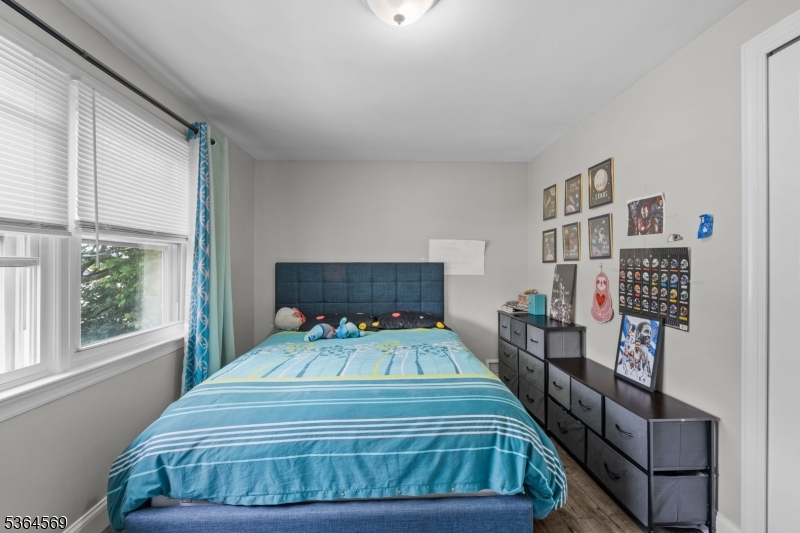 property viewer photo 22