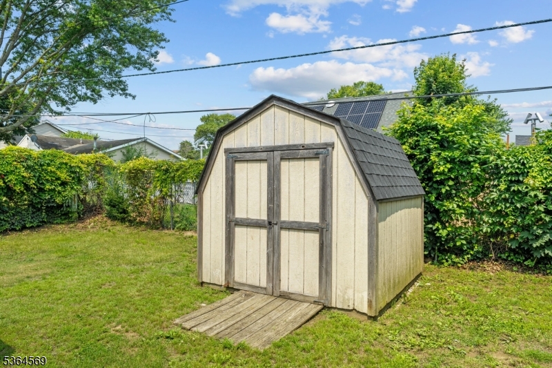 property viewer photo 30