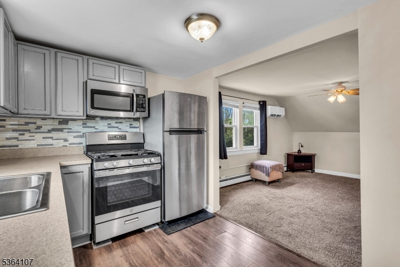 property viewer photo 27