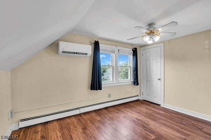 property viewer photo 28