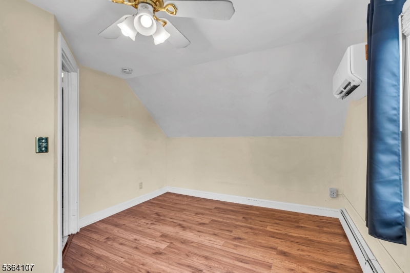 property viewer photo 29