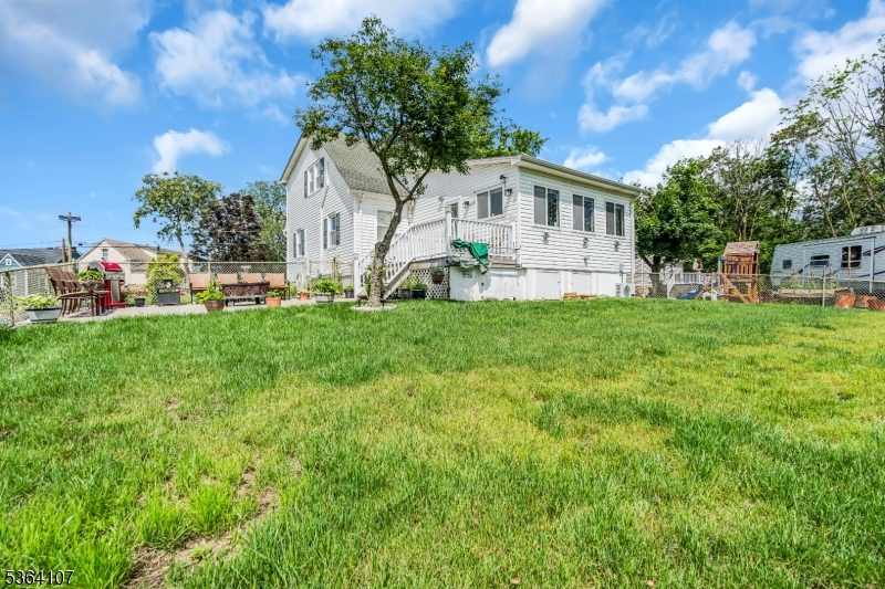 property viewer photo 41