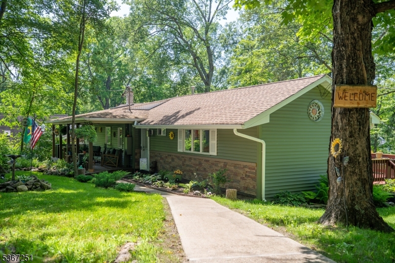 property viewer photo 1