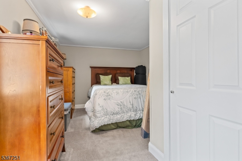 property viewer photo 18