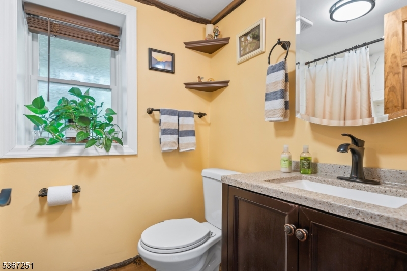 property viewer photo 19
