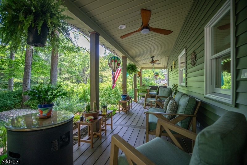 property viewer photo 2