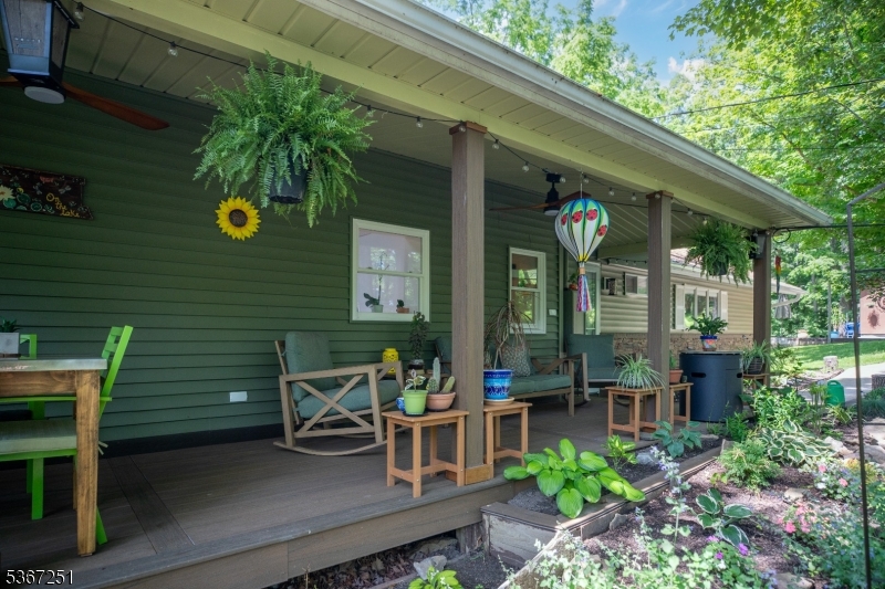 property viewer photo 3