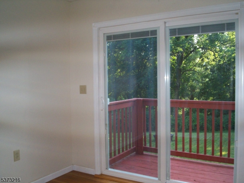 property viewer photo 15