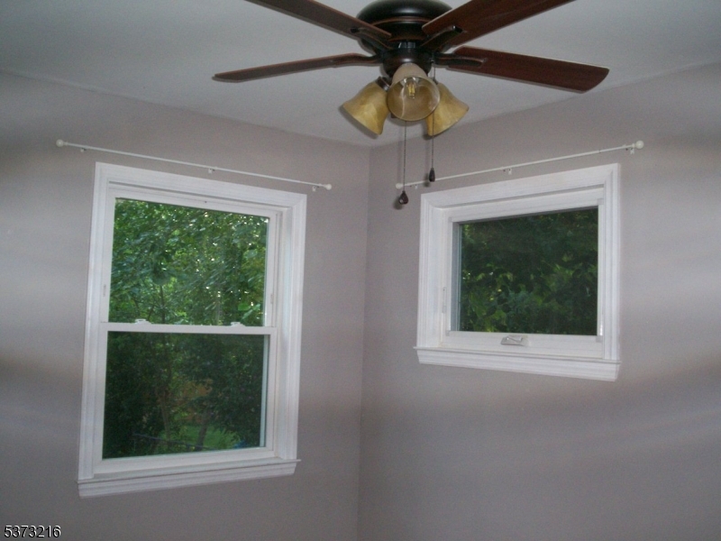 property viewer photo 17
