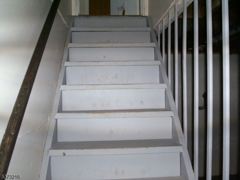 property viewer photo 19