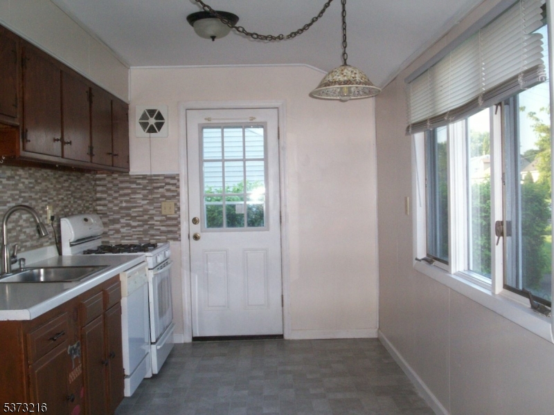 property viewer photo 4