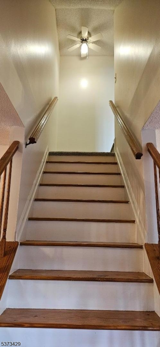 property viewer photo 9